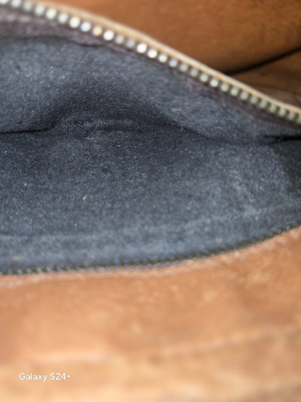 AUTHENTIC Louis Vuitton Vintage Monogram Toiletry Pouch / Travel Case - Picture 9 of 10
